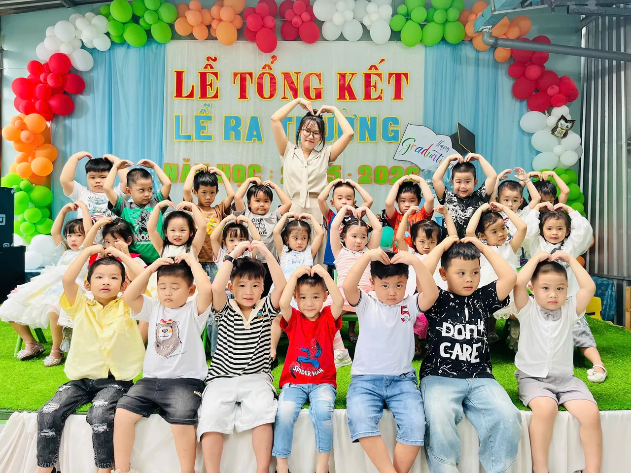 Lưu niệm bế giảng cùng cha mẹ